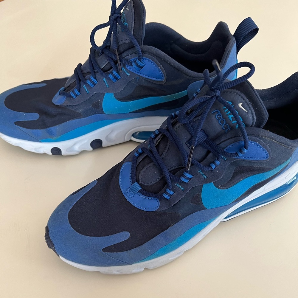 Nike Airmax 270 React like new Size 10 Men